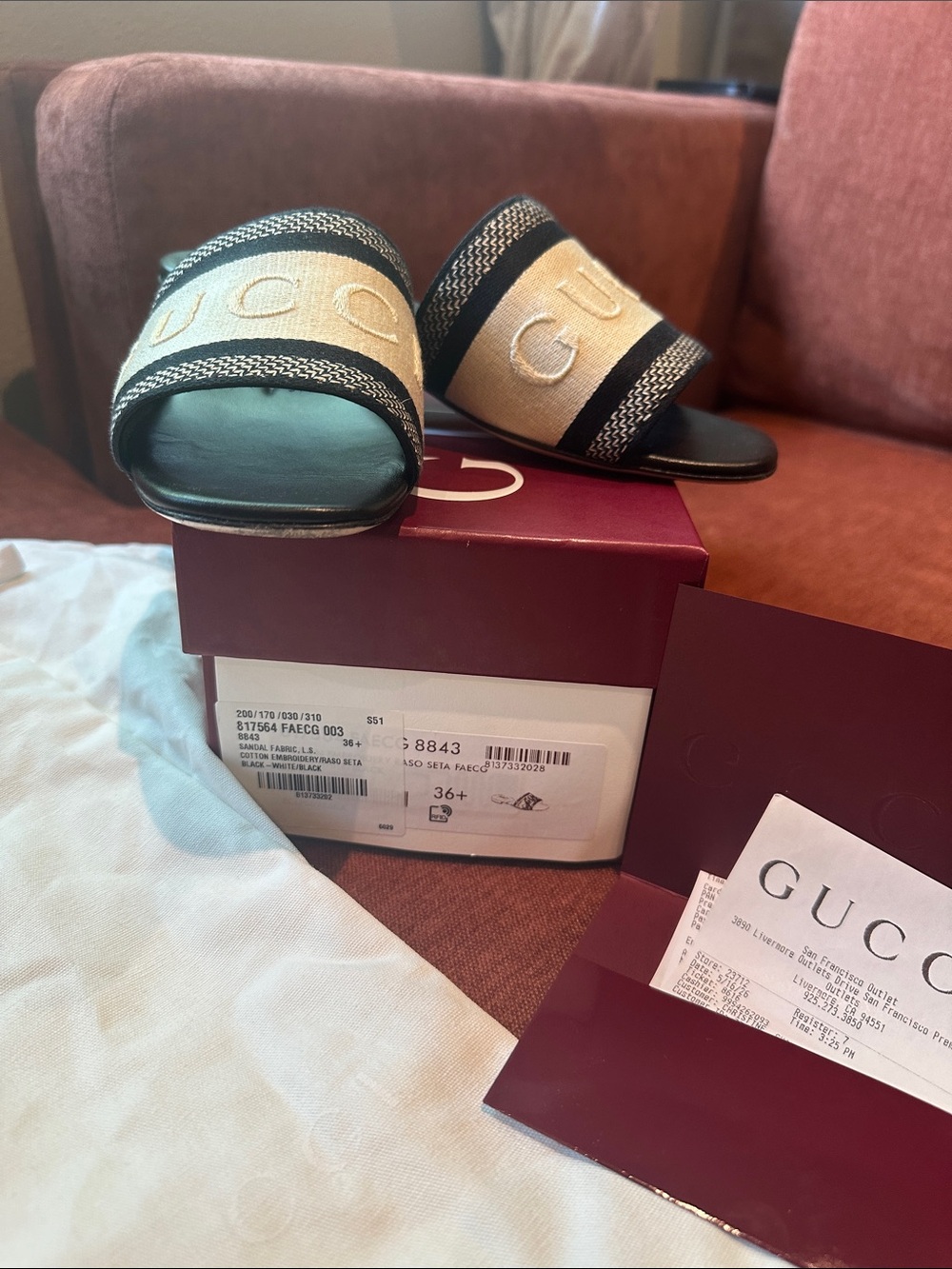 Gucci Beige and Black Embroidered Logo Slide Mules - Picture 4 of 8